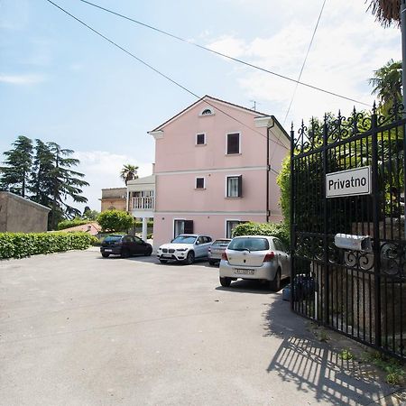 Apartments Sonja オパティヤ エクステリア 写真